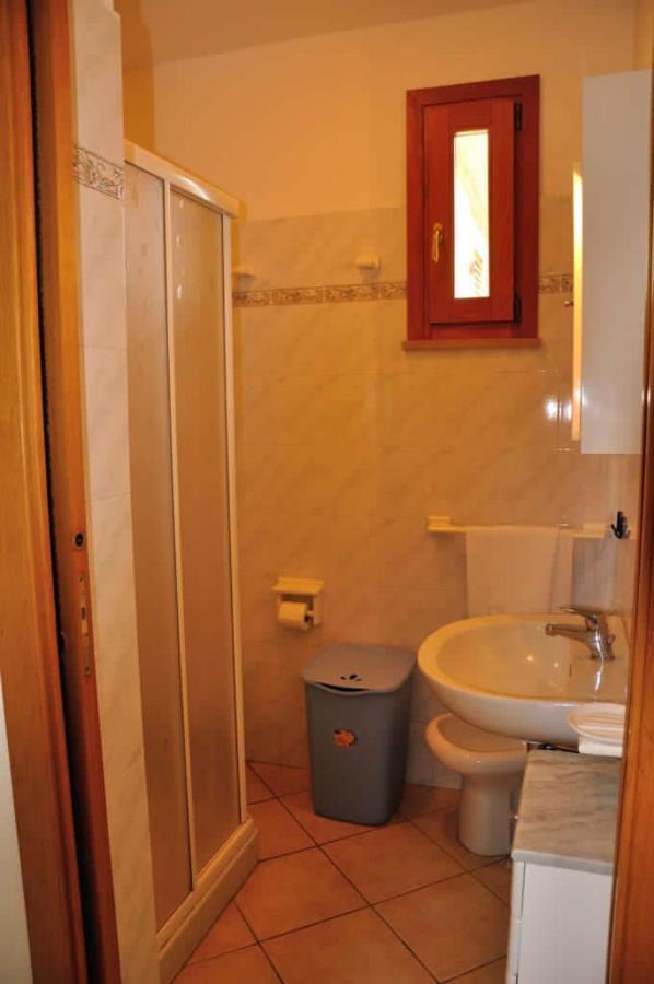 Residence Villa Clara San Vincenzo Exteriör bild