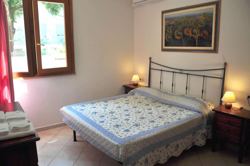 Residence Villa Clara San Vincenzo Exteriör bild