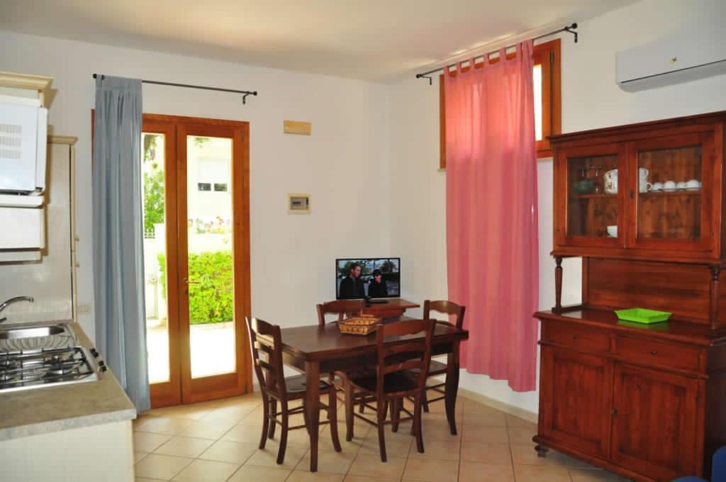 Residence Villa Clara San Vincenzo Exteriör bild