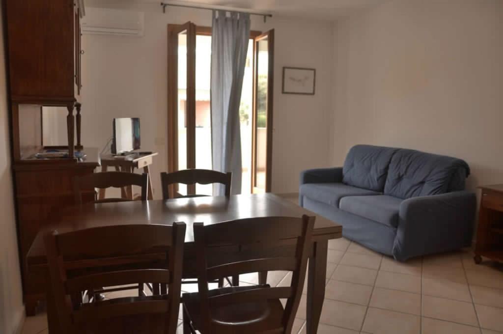 Residence Villa Clara San Vincenzo Exteriör bild