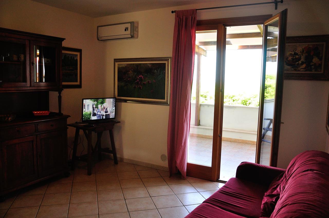 Residence Villa Clara San Vincenzo Exteriör bild